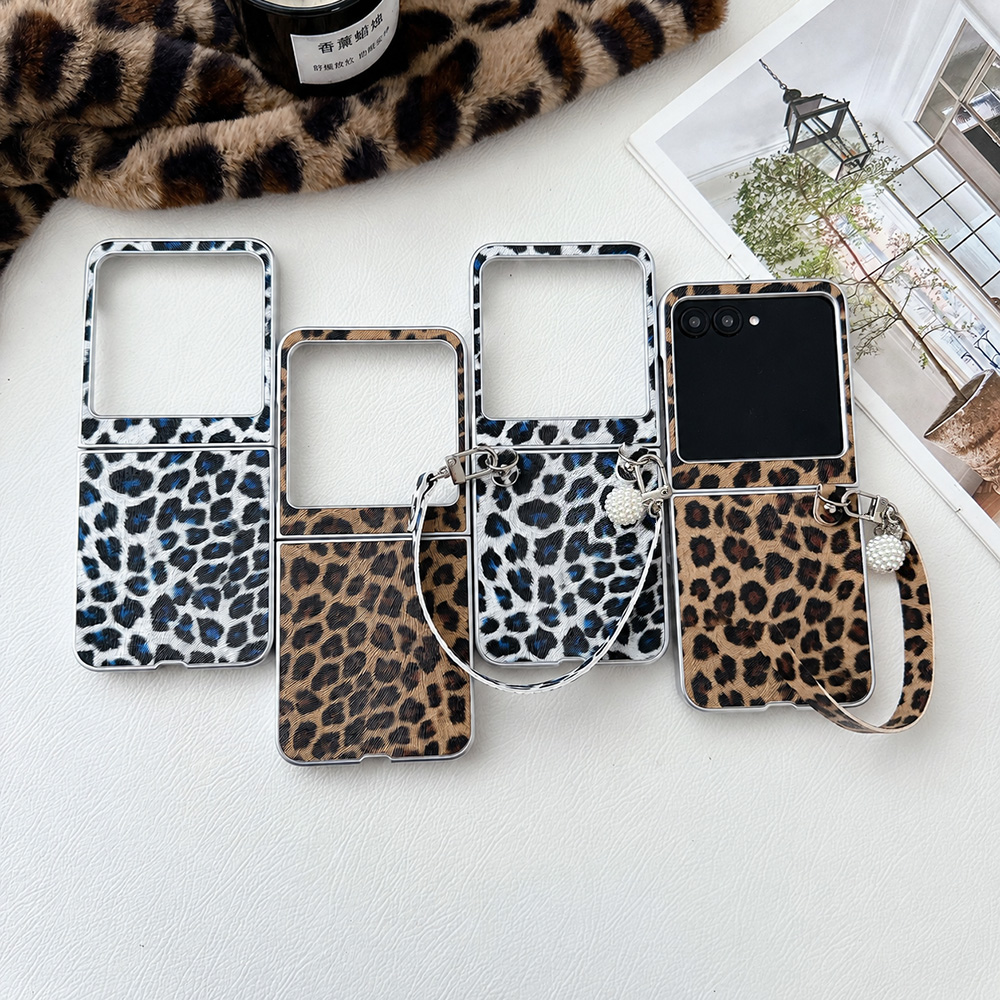 Luxury Lifestyle Women - Casing Ponsel Lipat Motif Macan Tutul