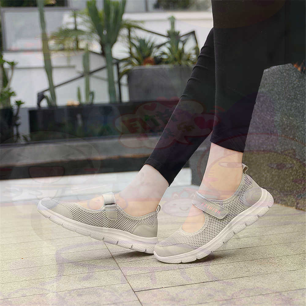 Luxury Lifestyle Goods - Sepatu Tenis Wanita Jaring Nomor 40
